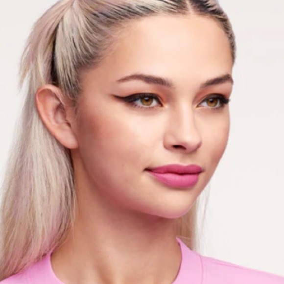 Bundle of 2 Essence Play And Stay gel eyeliner pencil - Picture 4 of 7